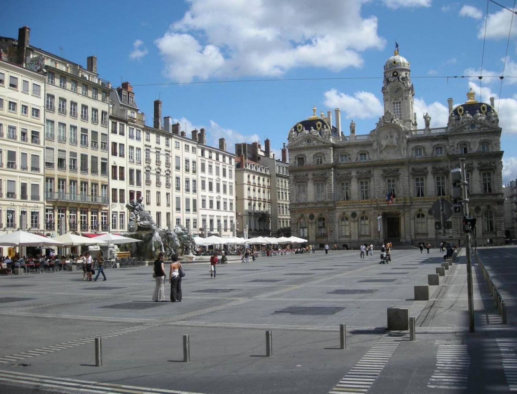 Отель Ibis Styles Lyon Centre Confluence Экстерьер фото