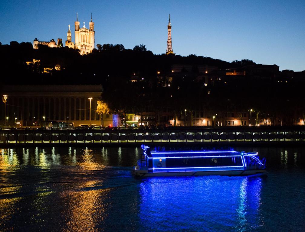 Отель Ibis Styles Lyon Centre Confluence Экстерьер фото